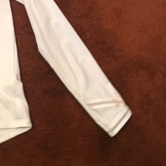 Long Sleeve Athletic Shirt - Picture 5 of 6